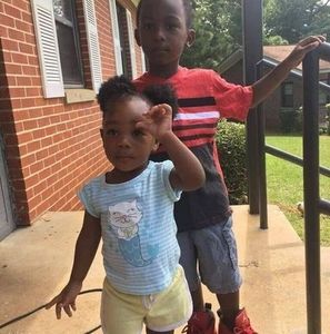 Meet your Posher, Curtis